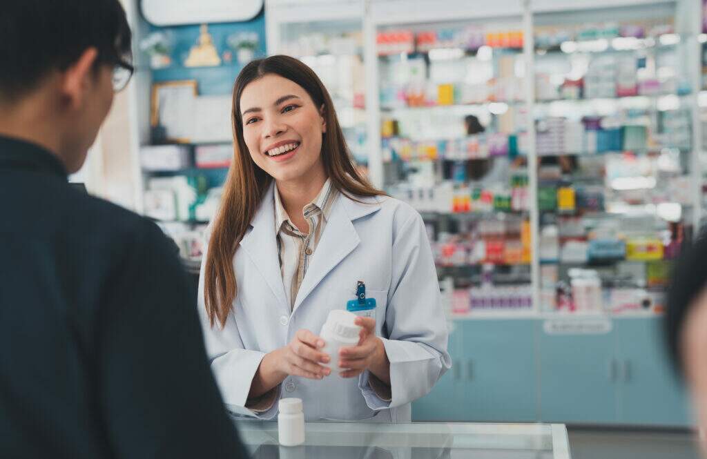 curso atendente de farmacia preparando profissional para atuar no atendimento ao cliente em farmácias e drogarias